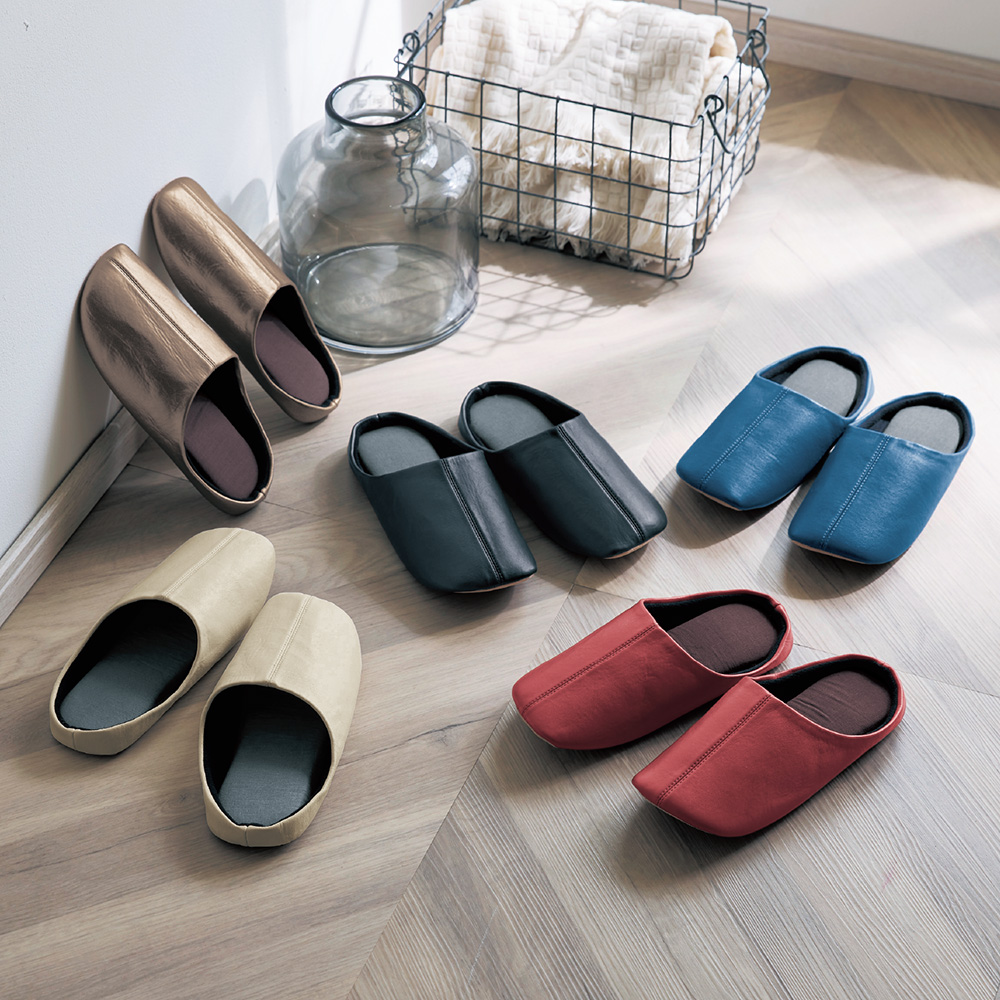 【ベルメゾン】サイズ展開豊富な合皮ルームシューズ