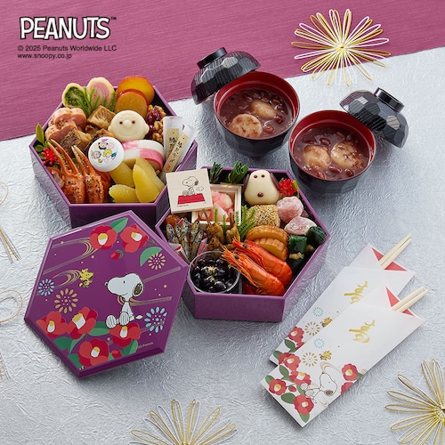 【予約商品】 おせち・二段重「スヌーピー」 ：冷凍ぜんざい2袋付き