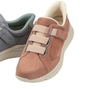 ピンクベージュ