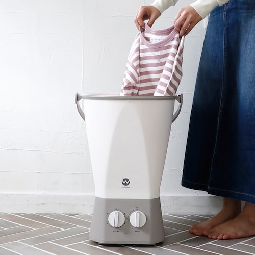 面倒な手洗いをこれ一台で簡単に。洗濯バケツ＜10L＞