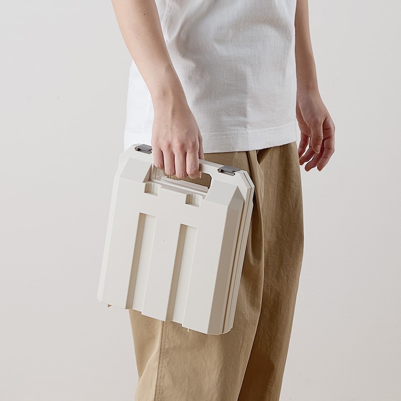 ボンベの目隠しができ見た目もおしゃれに保管や持ち運びができます