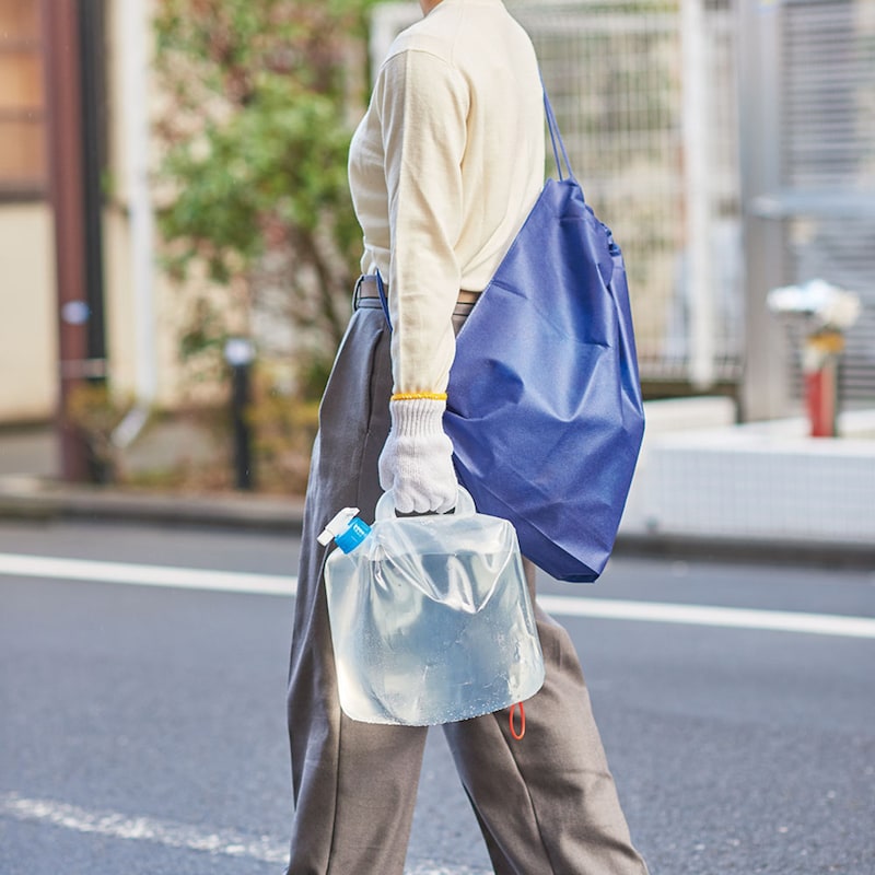 折りたたみが簡単で持ち運びに便利（給水セット/タンク仕様）