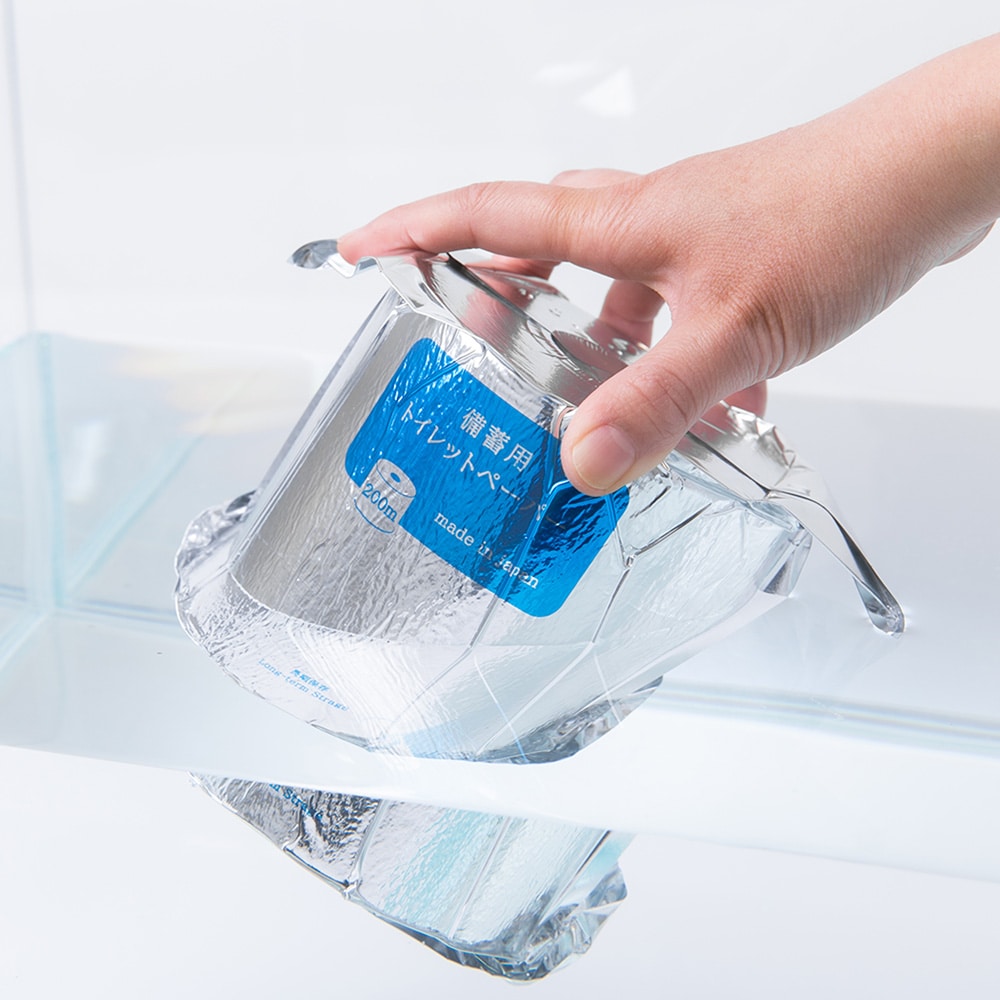 水害、湿気、カビ、害虫等からトイレットペーパーを保護する1ロールごとの真空パック包装