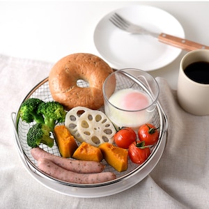 蒸し終わったらそのままお皿に乗せて食卓に出せます