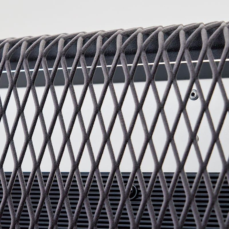 アルミ反射板により輻射熱効果アップ