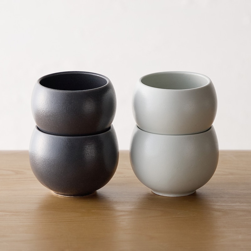 積み重ねた姿もころころ愛らしい