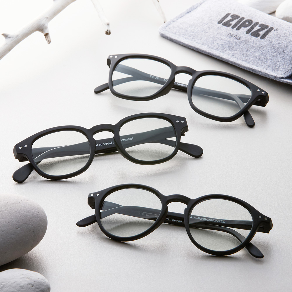 【イジピジ/IZIPIZI】調光レンズのファッション用グラス 【UV対策】 【イジピジ/IZIPIZI】調光レンズのファッション用グラス 【UV対策】