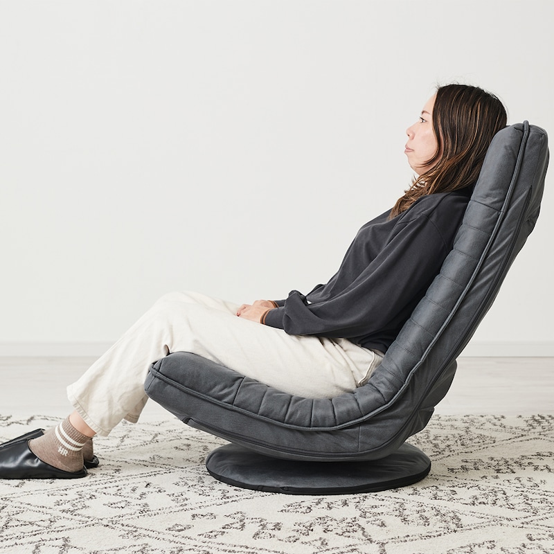 身体を預けられるハイバック仕様/グレー