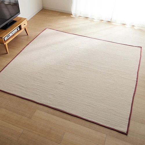 北欧スタイルの綿素材を使ったウォッシュキルトラグ