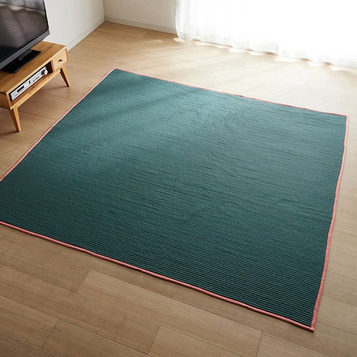 北欧スタイルの綿素材を使ったウォッシュキルトラグ