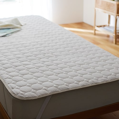 やわらかな綿ガーゼの敷きパッド