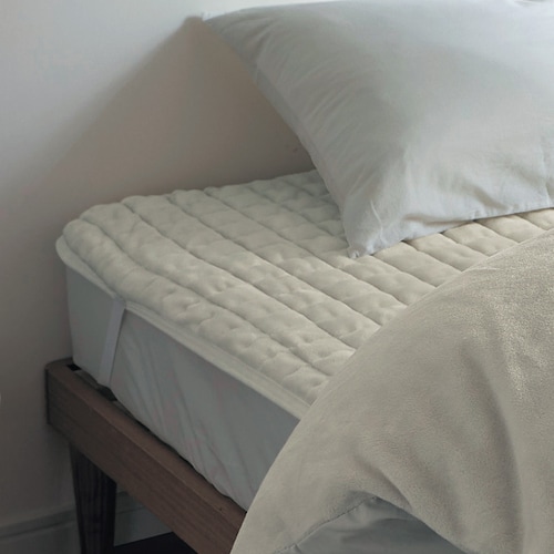 リバーシブルで使える敷きパッド