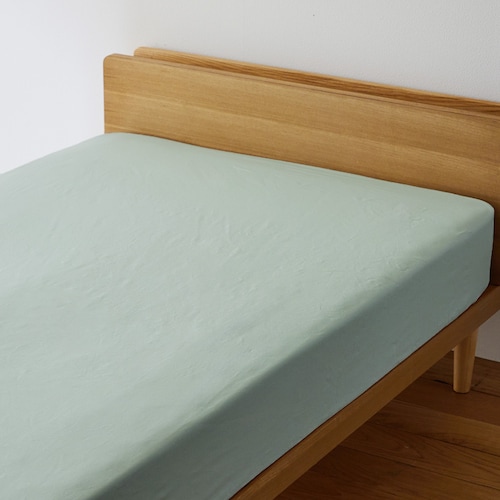 洗いをかけた綿素材のボックスシーツ