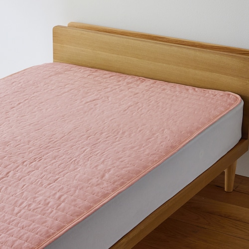 洗いをかけた綿素材の取り換え簡単！置くだけ敷きパッド