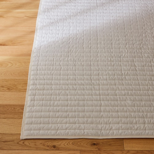 洗いをかけた綿素材の撥水キルトラグ