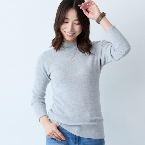 綿ニットハイネックプルオーバー