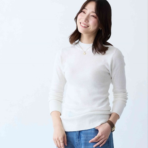 綿ニットハイネックプルオーバー