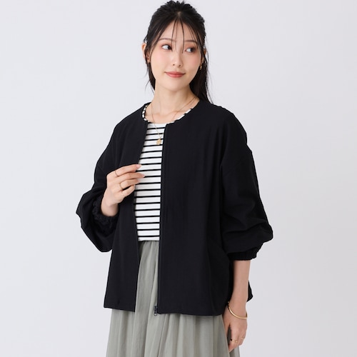 綿素材のジップジャケット