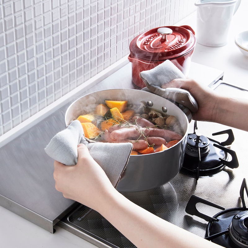 アツアツの鍋も安定して置くことが出来ます。