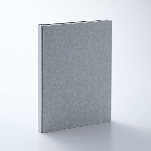 生地張り表紙の三つ折りでコンパクトな作品収納 ＜四つ切・八つ切画用紙対応＞