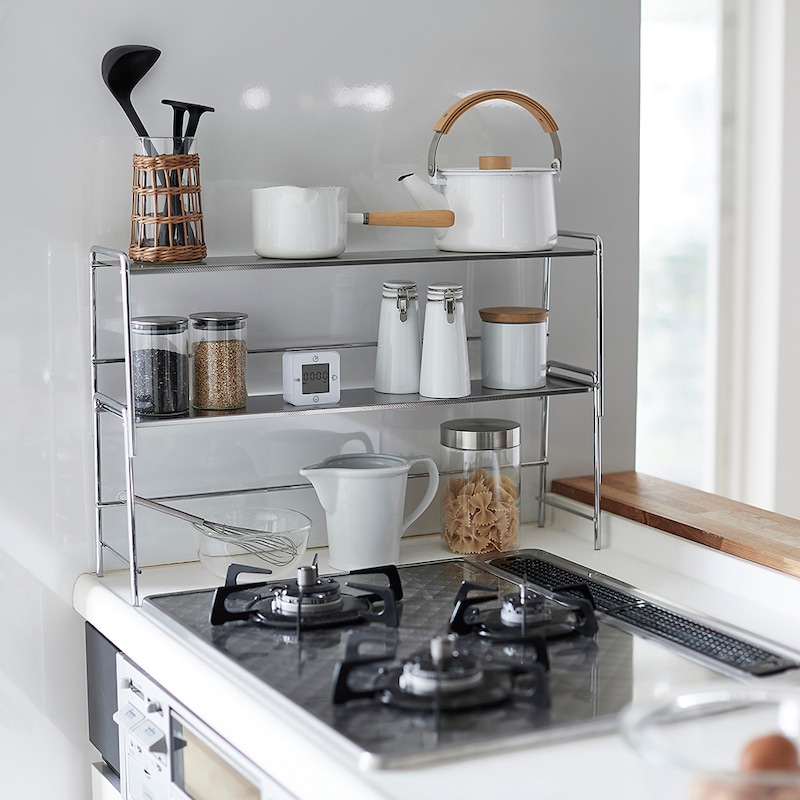 コンロ横にも設置できます：2段スタッキング時