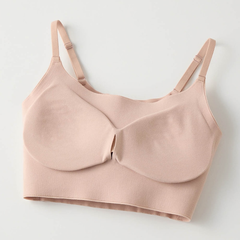 身生地は綿60％の綿混素材で肌にもやさしい