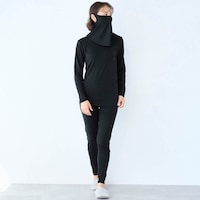 ブラック