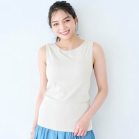 オフホワイト