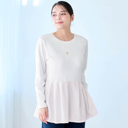 ゆるここカップ付きフレア綿混長袖Tシャツ（背中フリー）