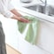 速乾性があるので、手を拭く回数が多いキッチン使いにも