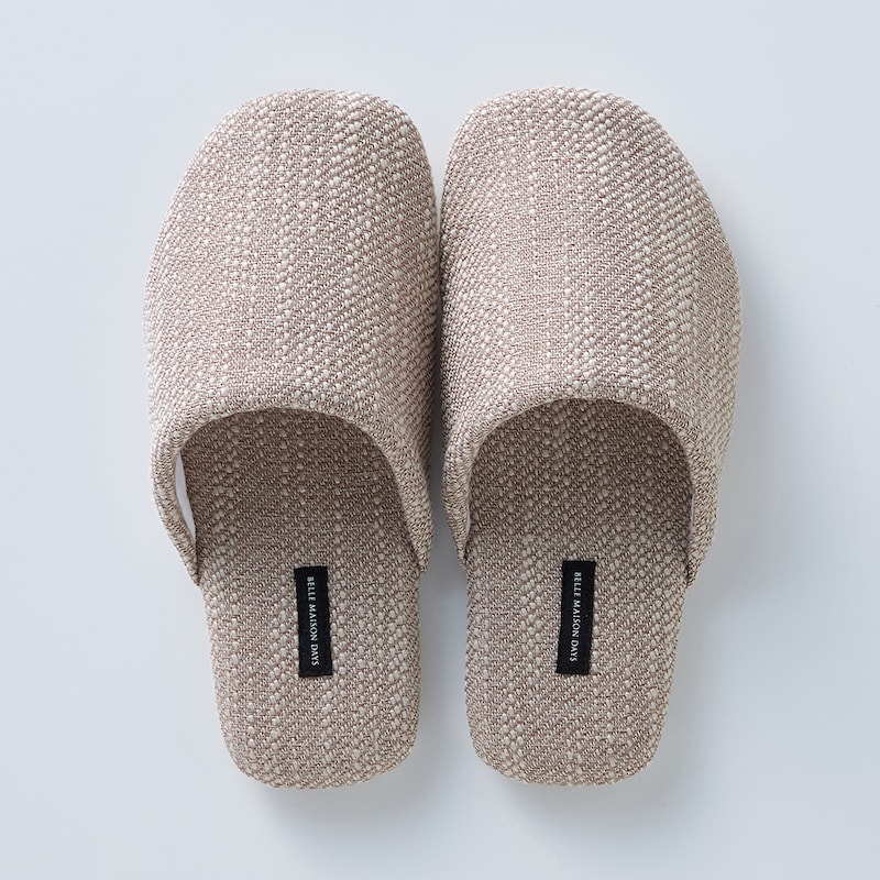 マッドベージュ