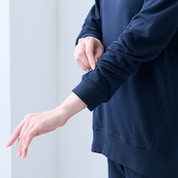 袖口リブで腕まくりしやすい