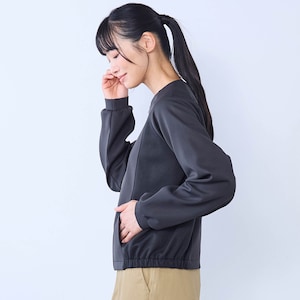 モデル身長164cm／M