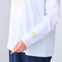 袖口の刺繍ロゴがさりげない