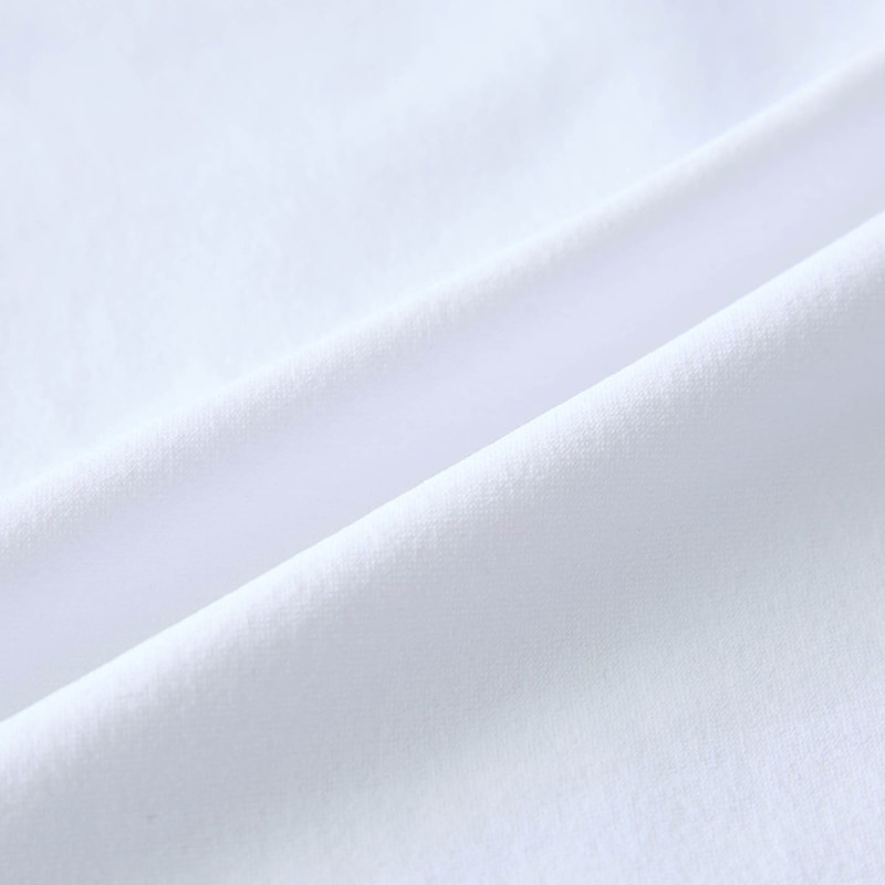 吸汗速乾、UVカット機能付きの多機能素材