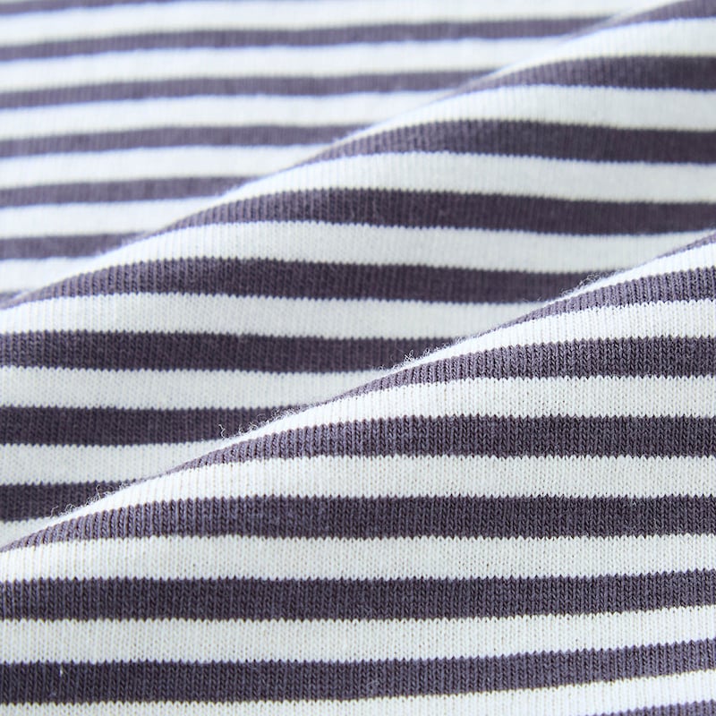 身生地は心地よい着心地の綿100%