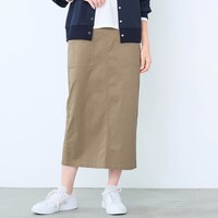 ベージュ
