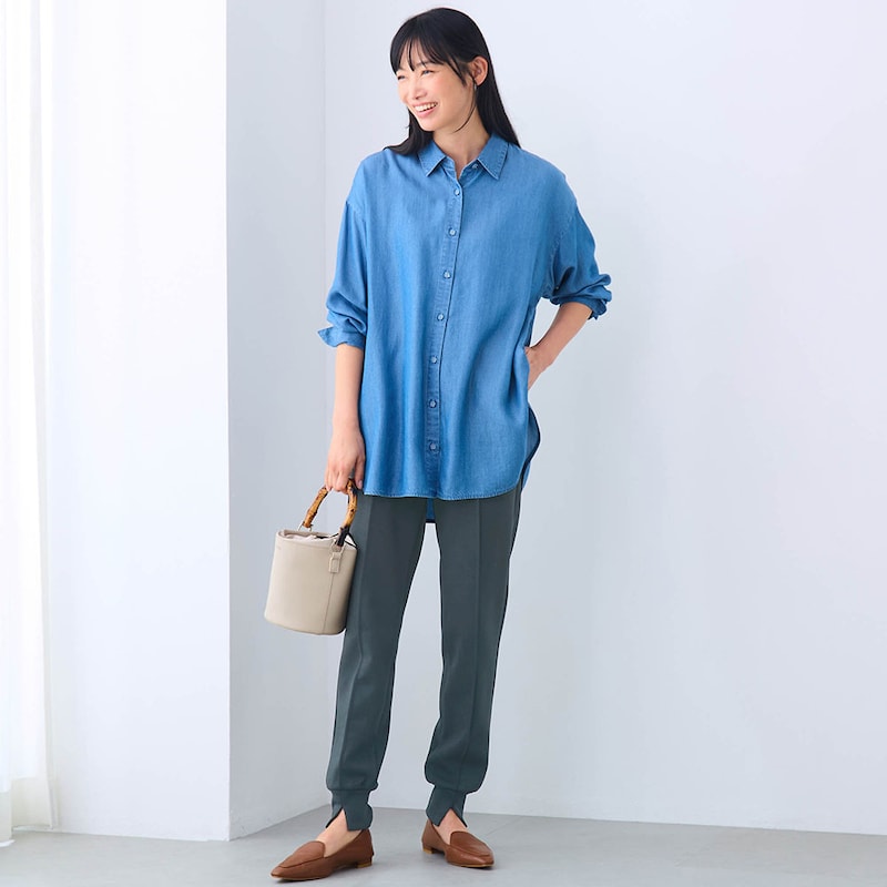 モデル身長164cm／M　※写真は撮影用のため股下＋3cmになります。