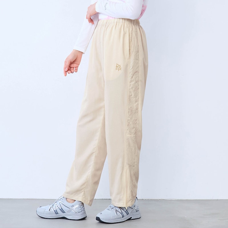 モデル身長164cm／M