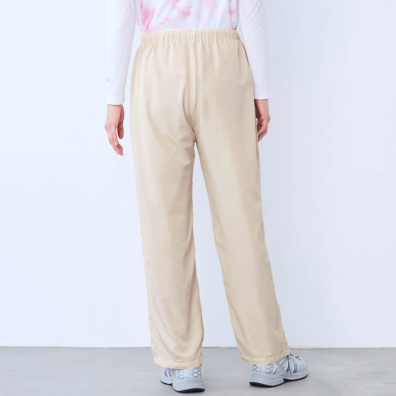 モデル身長164cm／M