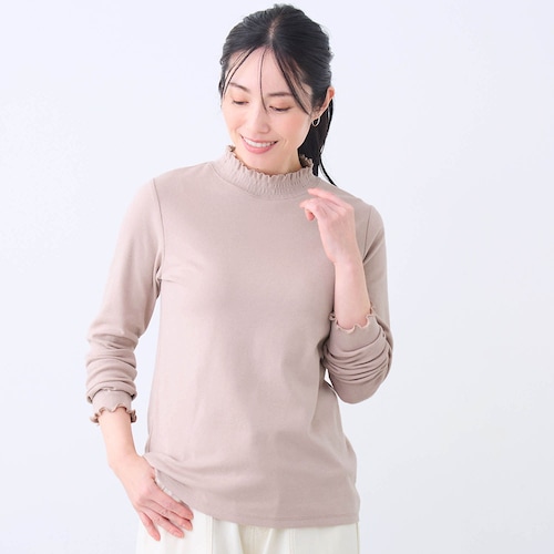 フリル襟付き長袖Ｔシャツ