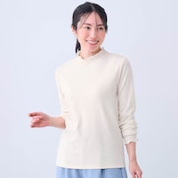 オフホワイト