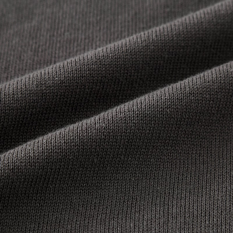 身生地はロングシーズン活躍する綿100%素材