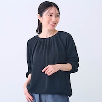 ブラック