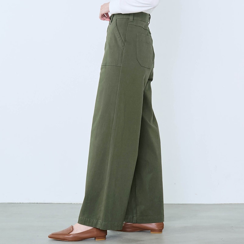 モデル身長170cm／M　※写真は撮影用のため股下＋3cmになります。