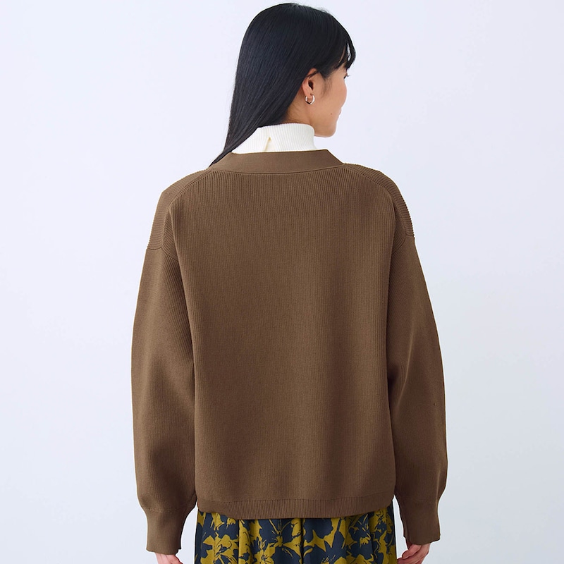 モデル身長164cm／M