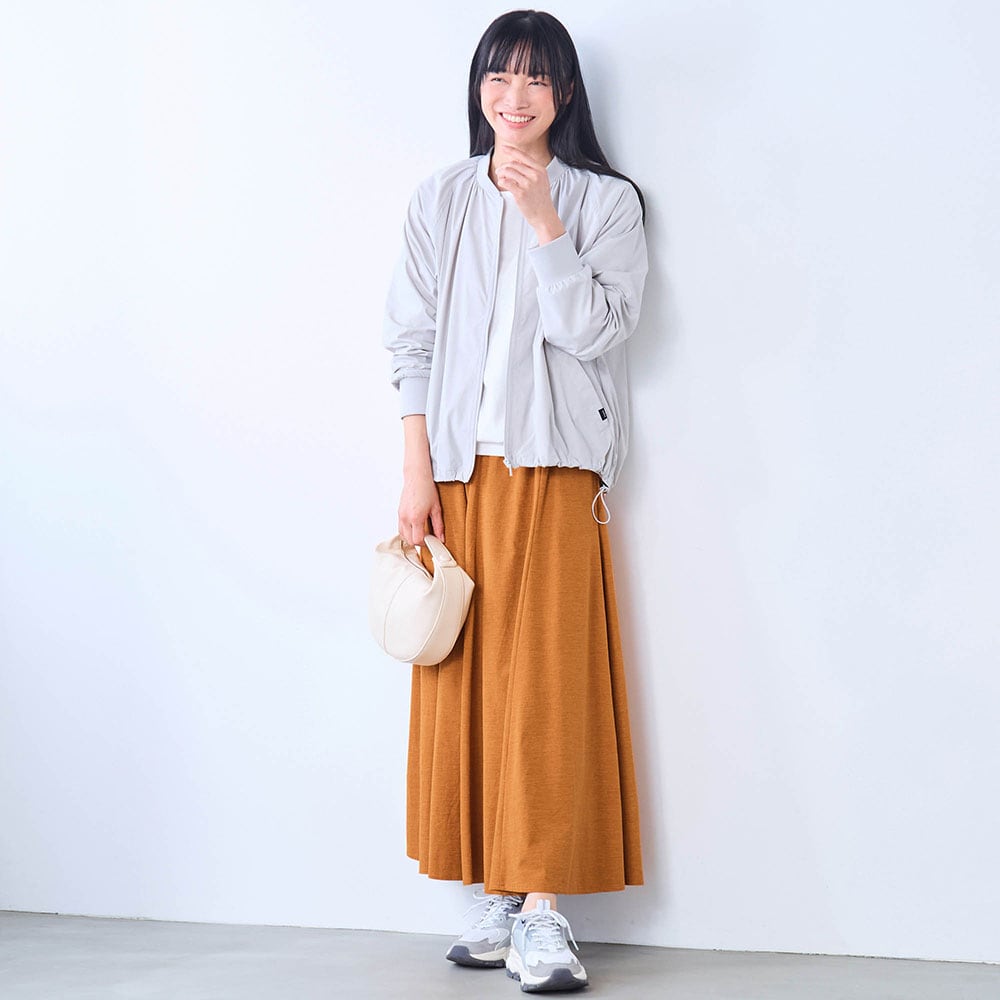 モデル身長164cm／M