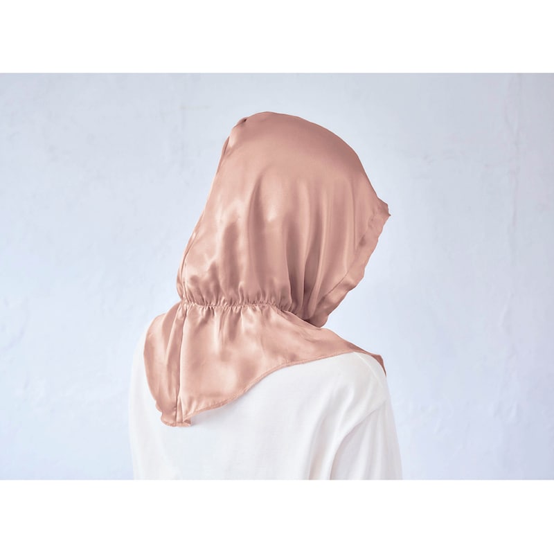 サイドのカーブが肩にフィット