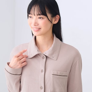 襟を立てて着ると、首まわりも暖かく