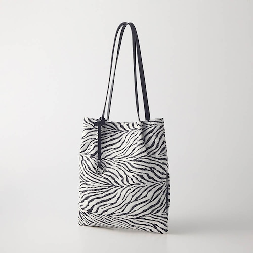 アニマル柄ツマミハンドルフラットトートバッグ